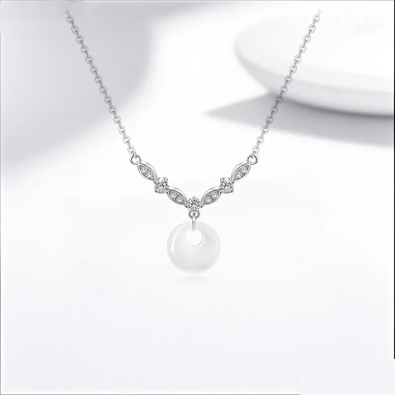 JOYDINNY Chalcedony Jade Necklaces Women's-3