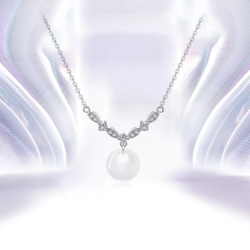JOYDINNY Chalcedony Jade Necklaces Women's-1