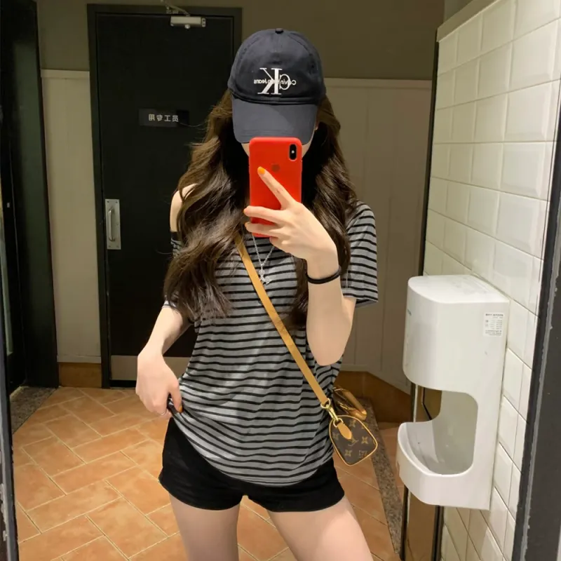 RTNH T Shirt Women's Gray Black Stripes-4