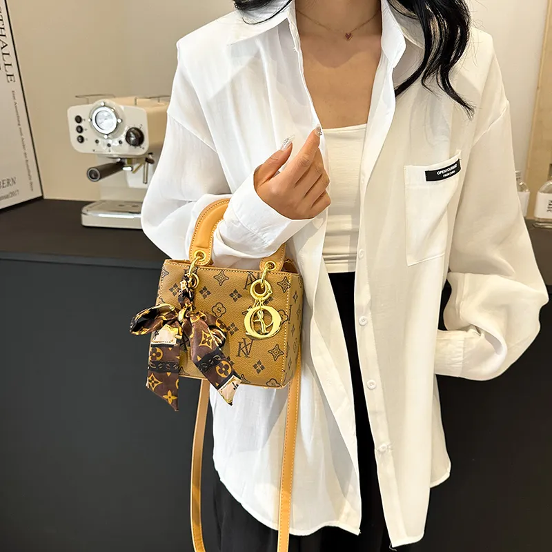 Gerlanx Pu One Shoulder Handbag Women's Multicolor-10