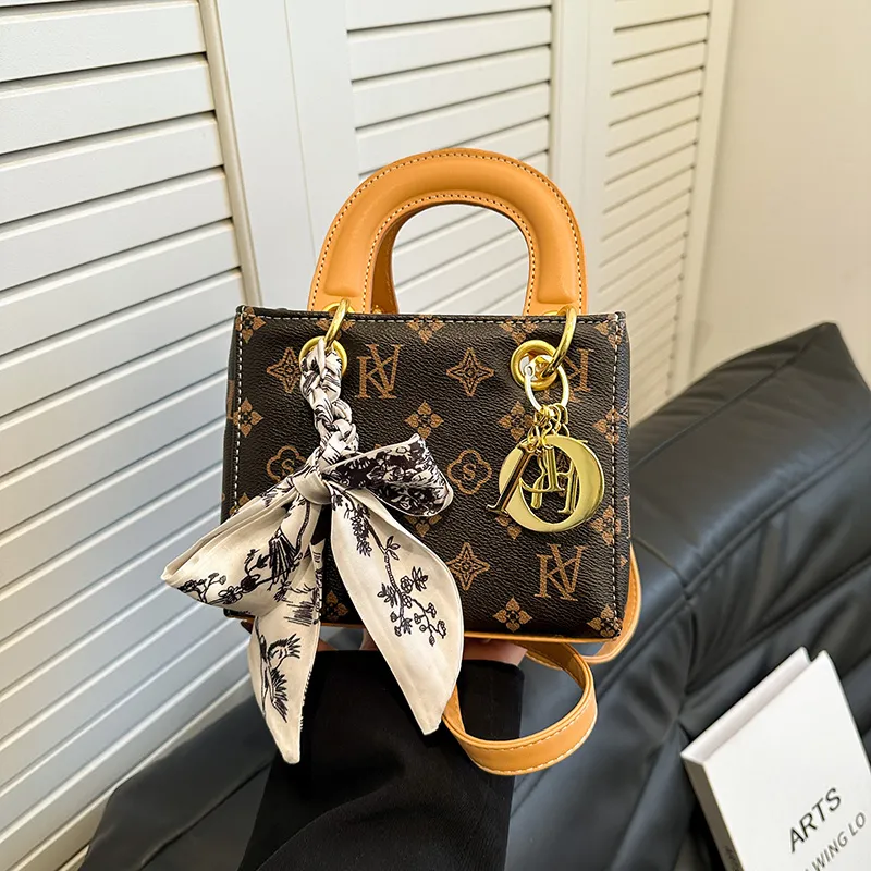 Gerlanx Pu One Shoulder Handbag Women's Multicolor-19
