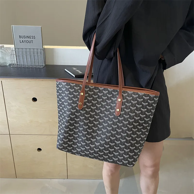 Gerlanx PU Tote Bag Shopping Bag Shoulder Bags Large Size Women's Black/Brown-9