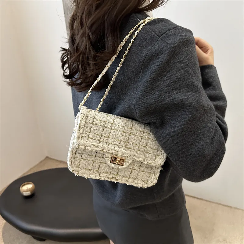Gerlanx Woolen Shoulder Bag Small Size Women's Multicolor-1
