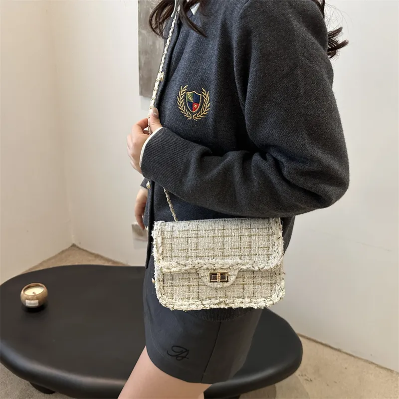Gerlanx Woolen Shoulder Bag Small Size Women's Multicolor-5