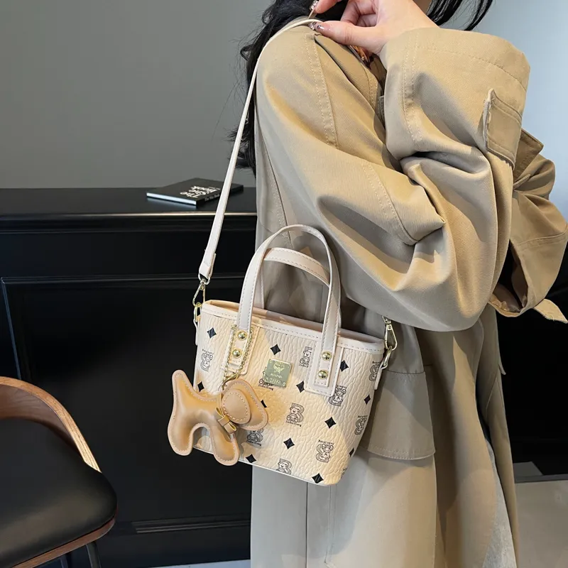 Gerlanx PU Crossbody One Shoulder Handbag Regular Women's New Brown/Girly Pink/Ecru/Black-17