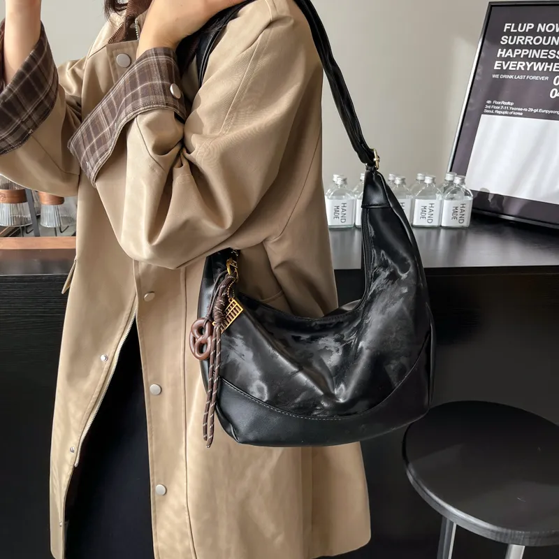 Gerlanx Pu Crossbody Bag Small Size Women's White/Black/Pink/Brown-19
