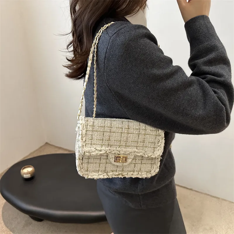 Gerlanx Woolen Shoulder Bag Small Size Women's Multicolor-2