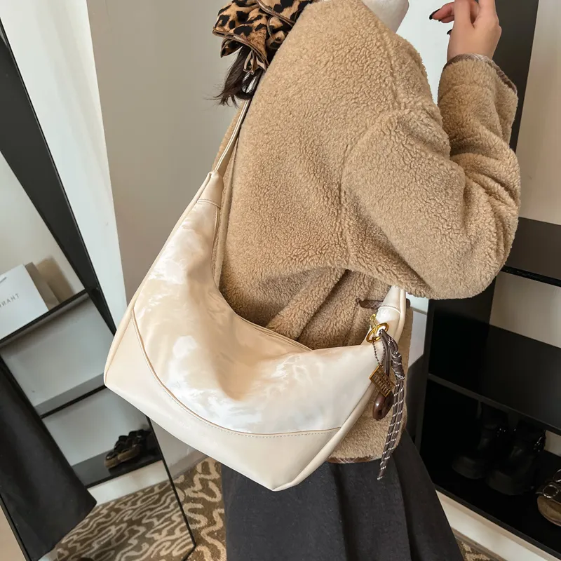 Gerlanx Pu Crossbody Bag Small Size Women's White/Black/Pink/Brown-26