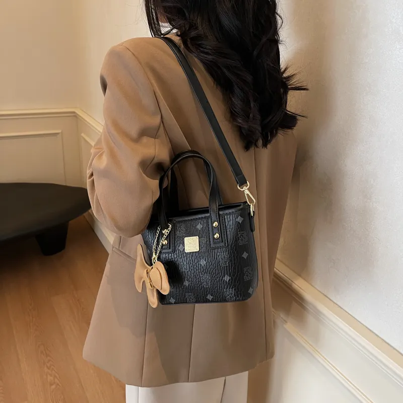 Gerlanx PU Crossbody One Shoulder Handbag Regular Women's New Brown/Girly Pink/Ecru/Black-22
