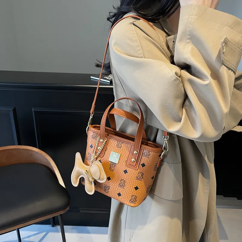 Gerlanx PU Crossbody One Shoulder Handbag Regular Women's New Brown/Girly Pink/Ecru/Black-2