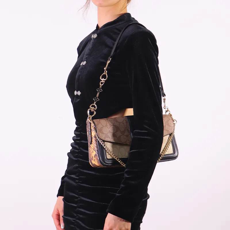 Gloya Metal Bag Accessory Women's Gold Tone-6