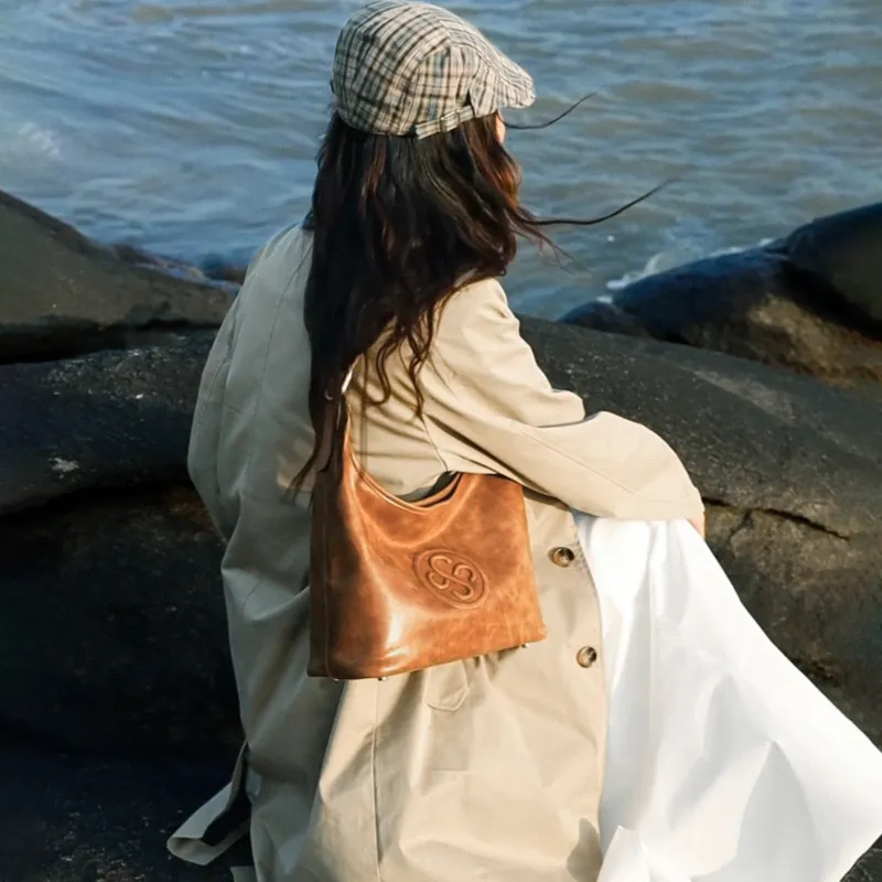 KAISER Top Grain Oil Wax Cow Leather Shoulder Bag, Shoulder Bag Regular Women's Amber/Black-6