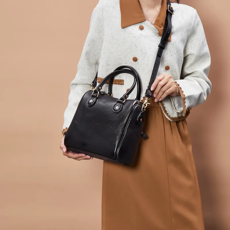 KAISER Top Grain Cow Leather Shoulder Bag Crossbody Bag Handbag Regular Women's Black-1