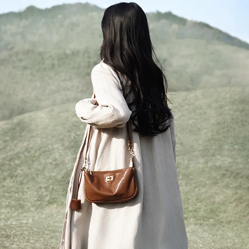 KAISER Shoulder Bags-5