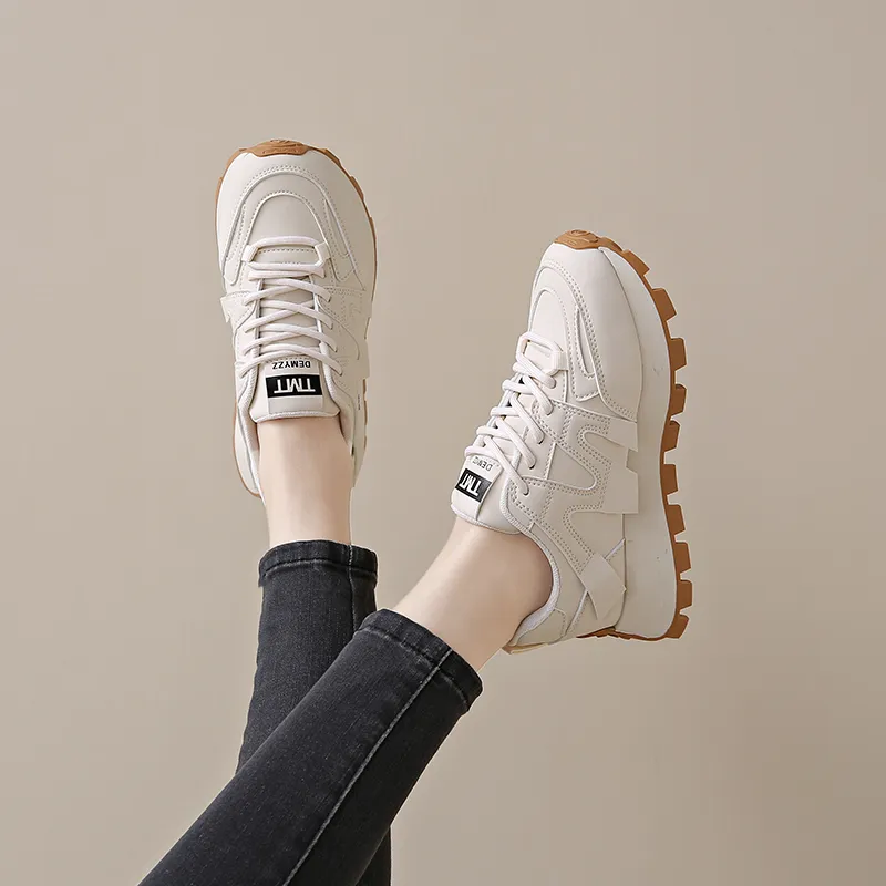 EASTERN CAMEL Shock Absorbers With Slip Resistant And Abrasion Resistant Properties Low Top Casual Shoes Women's-9