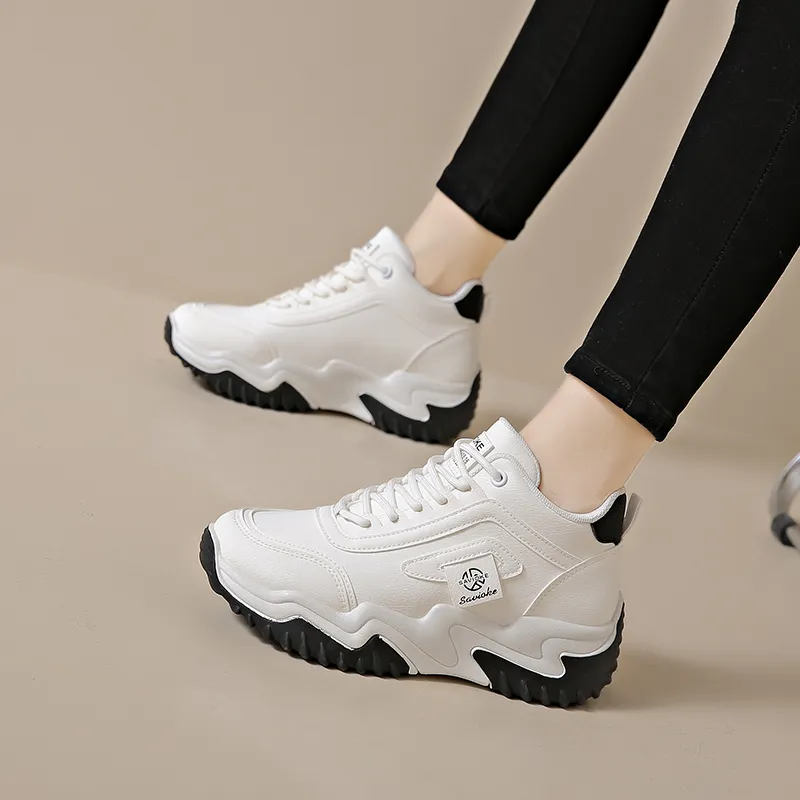 EASTERN CAMEL Shock Absorbers With Slip Resistant And Abrasion Resistant Properties Low Top Casual Shoes Women's-4