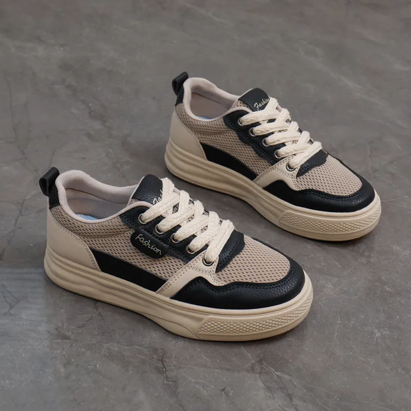 EASTERN CAMEL Skateboard Shoes Women's Low Top-1