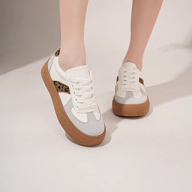 EASTERN CAMEL Low Top Skateboard Shoes Women's-10