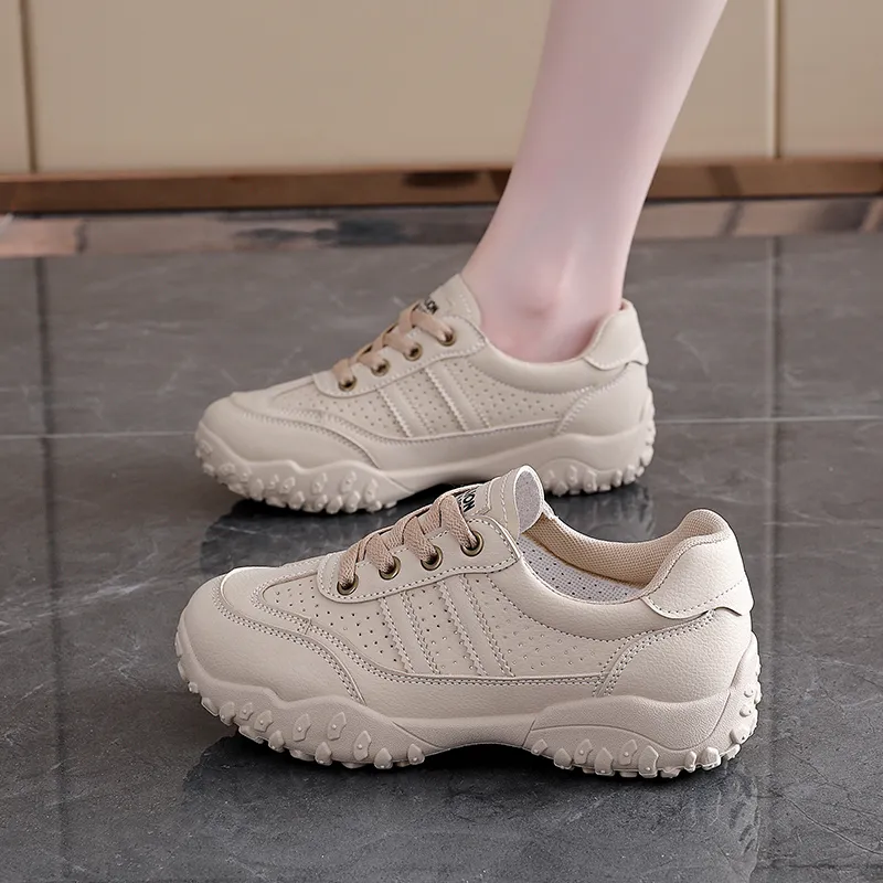 EASTERN CAMEL Coverage Slip Resistant Waterproof Abrasion Resistant Lightweight Breathable Low Top Casual Shoes Women's-1