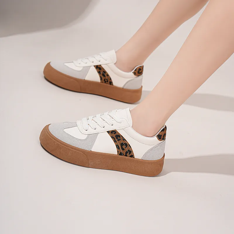 EASTERN CAMEL Low Top Skateboard Shoes Women's-11