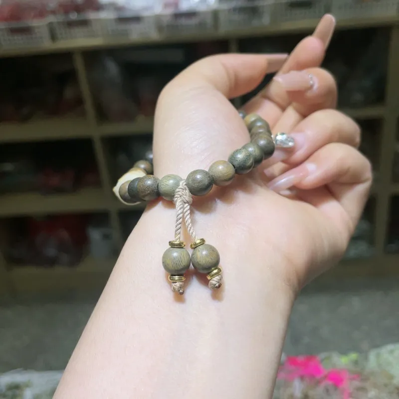 Yue Yuezi Green Sandalwood Bracelets Women's-2