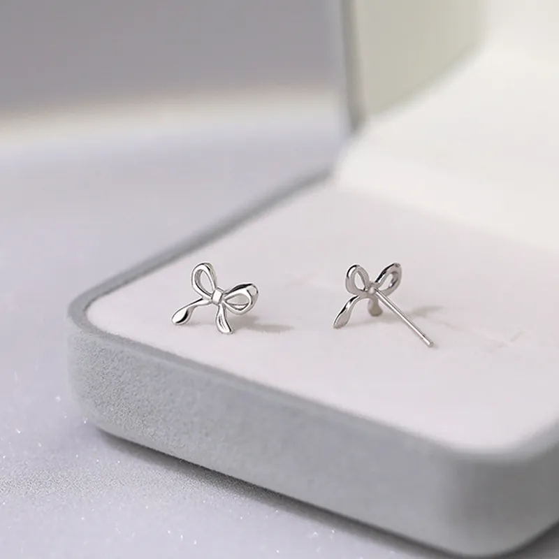 Brilliant Heart S 990 Silver Stud Earrings Women's-3