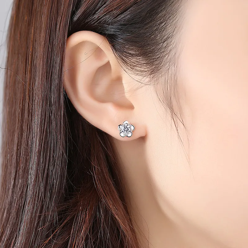 Brilliant Heart S925 Stud Earrings Women's-1