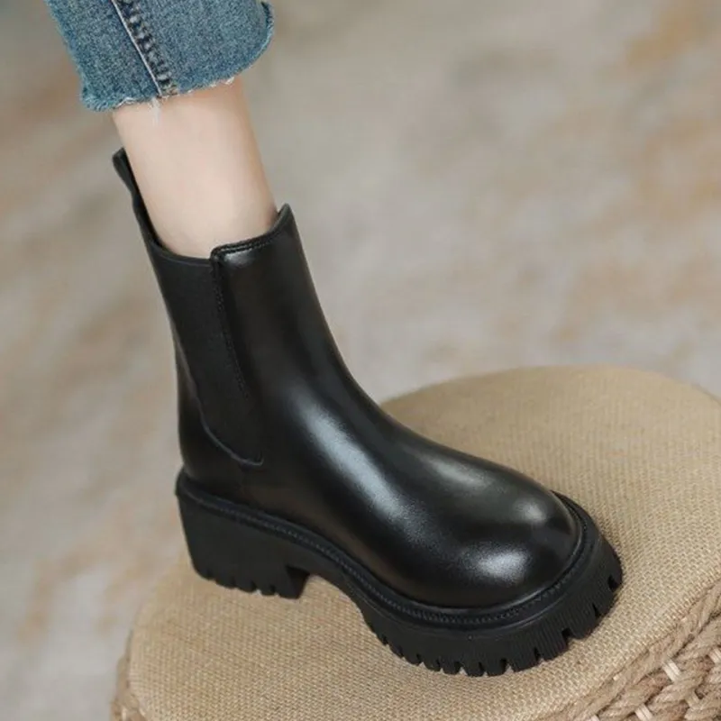 Xingdiman Short Chelsea Boots Women's-5