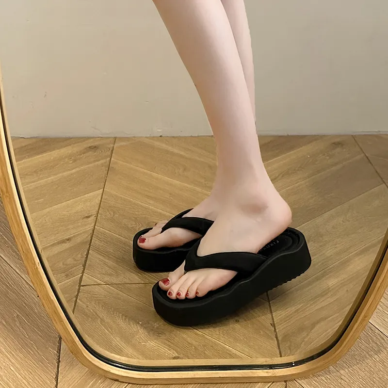 Xingdiman Abrasion Resistant Flip Flops Women's Box-3