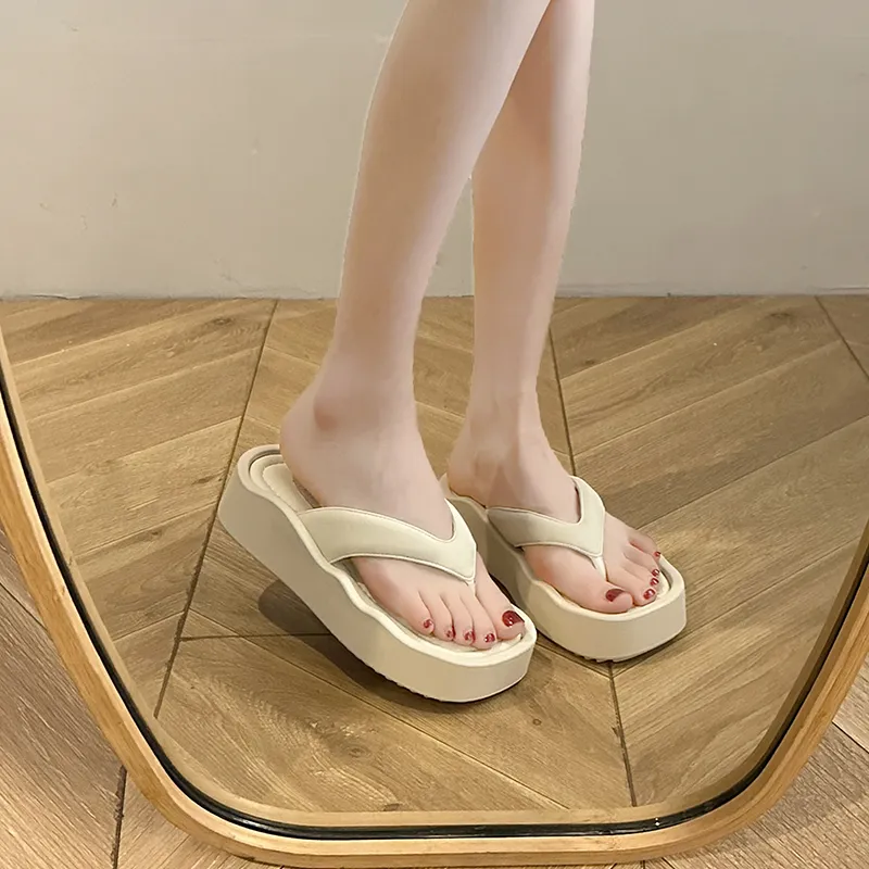 Xingdiman Abrasion Resistant Flip Flops Women's Box-12