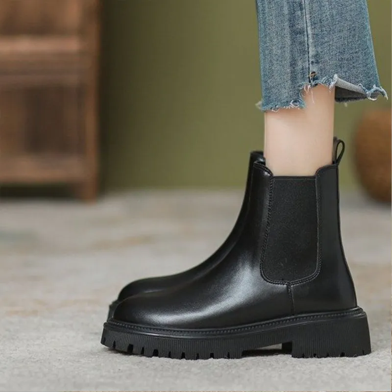 Xingdiman Short Chelsea Boots Women's-4