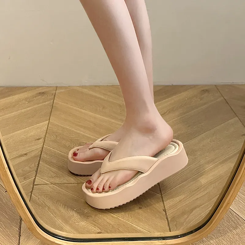 Xingdiman Abrasion Resistant Flip Flops Women's Box-6