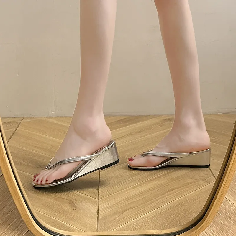 Xingdiman Abrasion Resistant Slip Resistant Flip Flops Women's Box-4