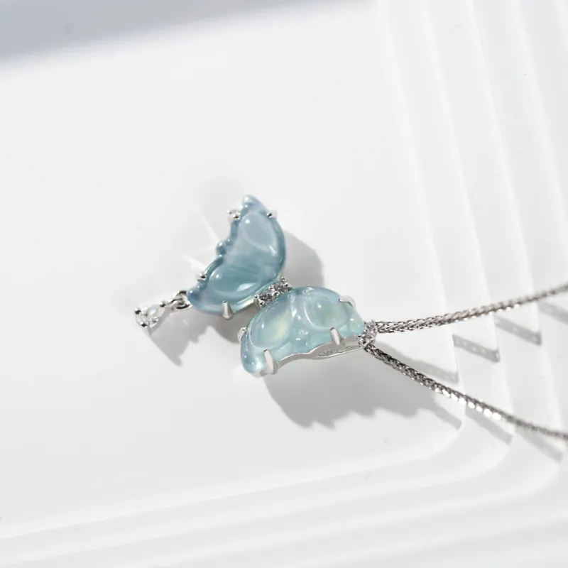 Clear Snow Ice Glutinous Jadeite Necklaces Unisex-5