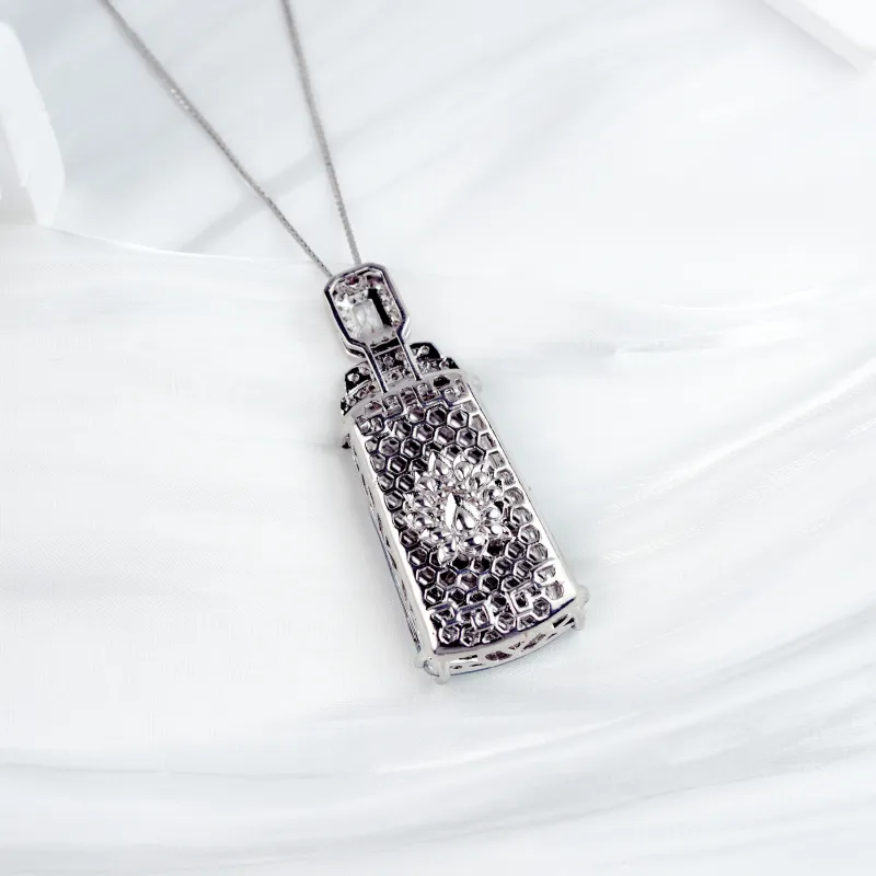 Clear Snow Ice Glutinous Necklaces Unisex-5
