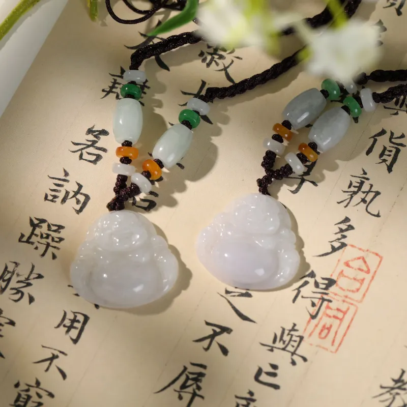 Clear Snow Bean Type Jadeite Necklaces Unisex-20