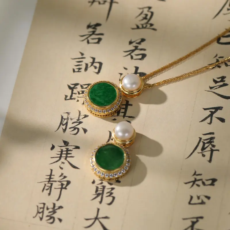 Clear Snow Glutinous Jade Necklaces Unisex-6