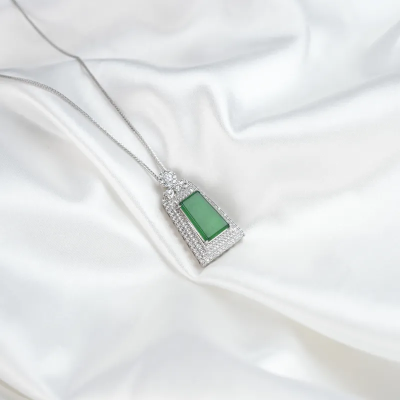 Clear Snow Ice Glutinous Jadeite Necklaces Unisex-6