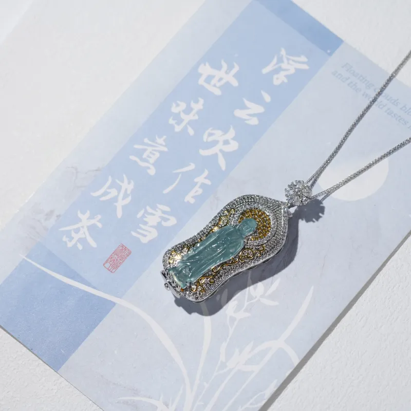 Clear Snow Ice Glutinous Jadeite Necklaces Unisex-1