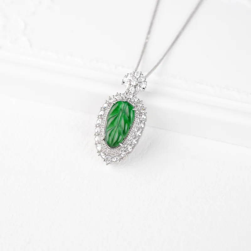 Clear Snow Ice Glutinous Jadeite Necklaces Unisex-4