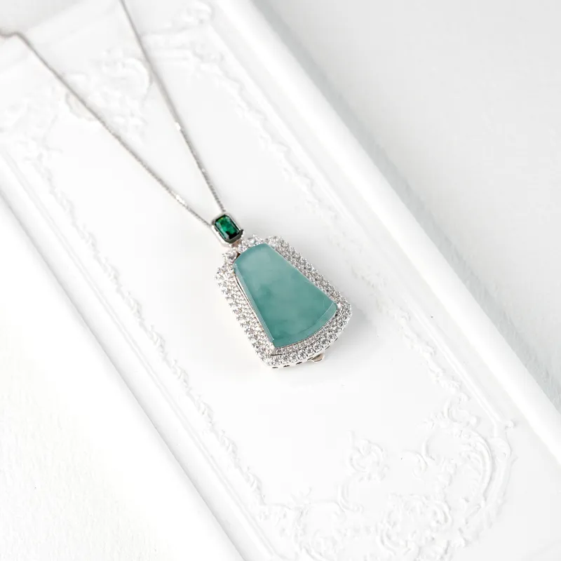 Clear Snow Ice Glutinous Jadeite Necklaces Unisex-4