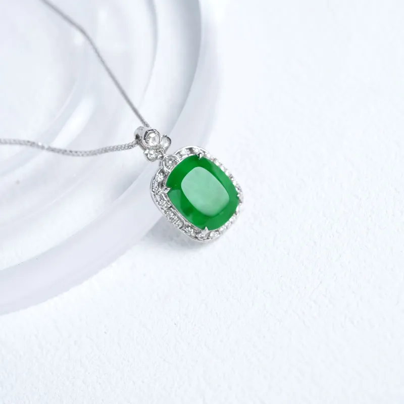 Clear Snow Ice Type Necklaces Unisex-2