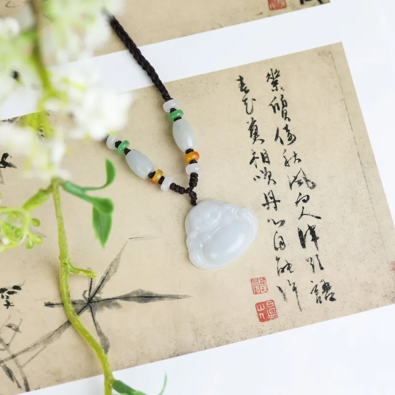 Clear Snow Bean Type Jadeite Necklaces Unisex-5