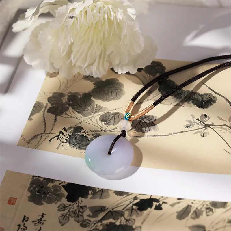 Clear Snow Glutinous Jade Necklaces Unisex-2