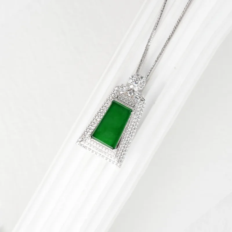Clear Snow Ice Glutinous Jadeite Necklaces Unisex-5