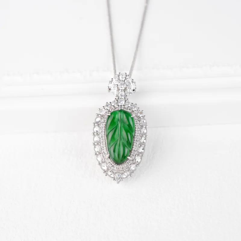 Clear Snow Ice Glutinous Jadeite Necklaces Unisex-3