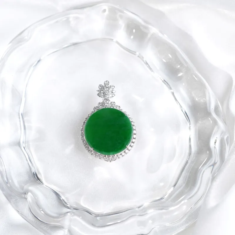 Clear Snow Ice Glutinous Jadeite Necklaces Unisex-2