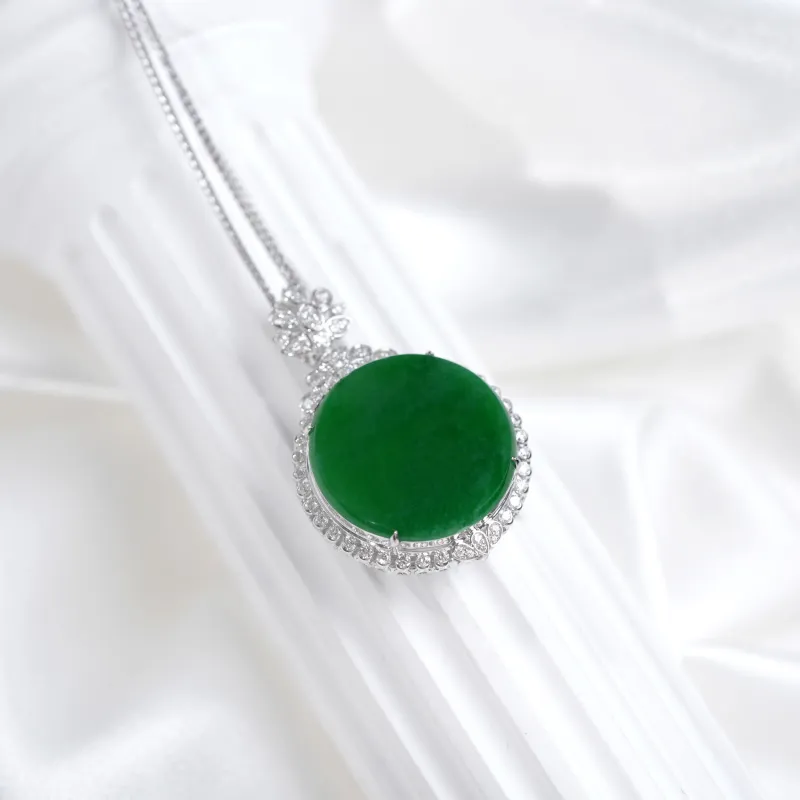Clear Snow Ice Glutinous Jadeite Necklaces Unisex-3