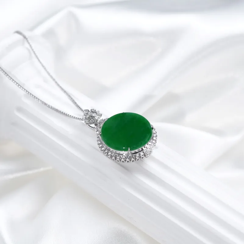 Clear Snow Ice Glutinous Jadeite Necklaces Unisex-6