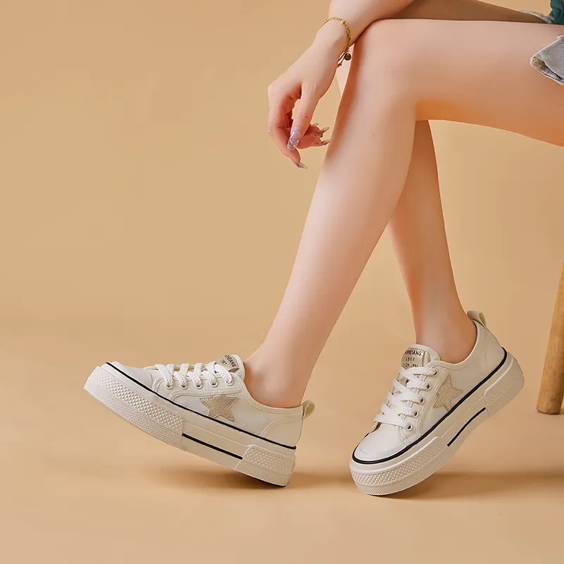 Bull Charm Abrasion-Resistant Low-Top Canvas Shoes Women's-10